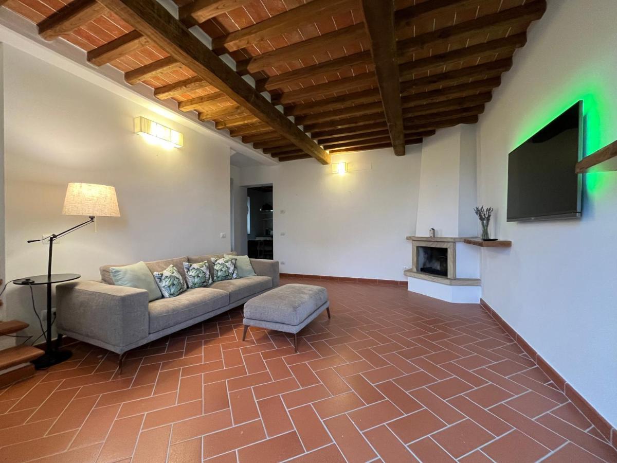 Appartement I Tre Casali à Volterra Extérieur photo