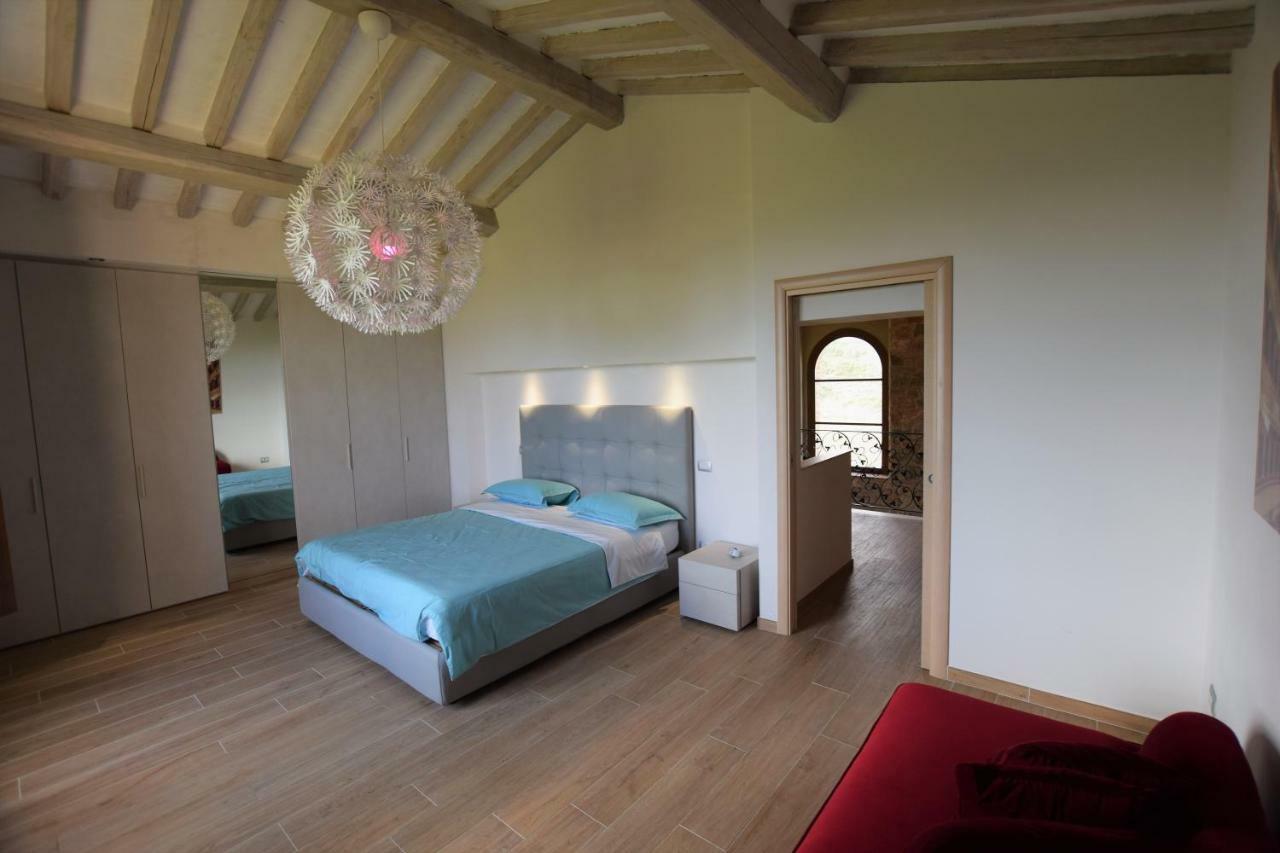 Appartement I Tre Casali à Volterra Extérieur photo